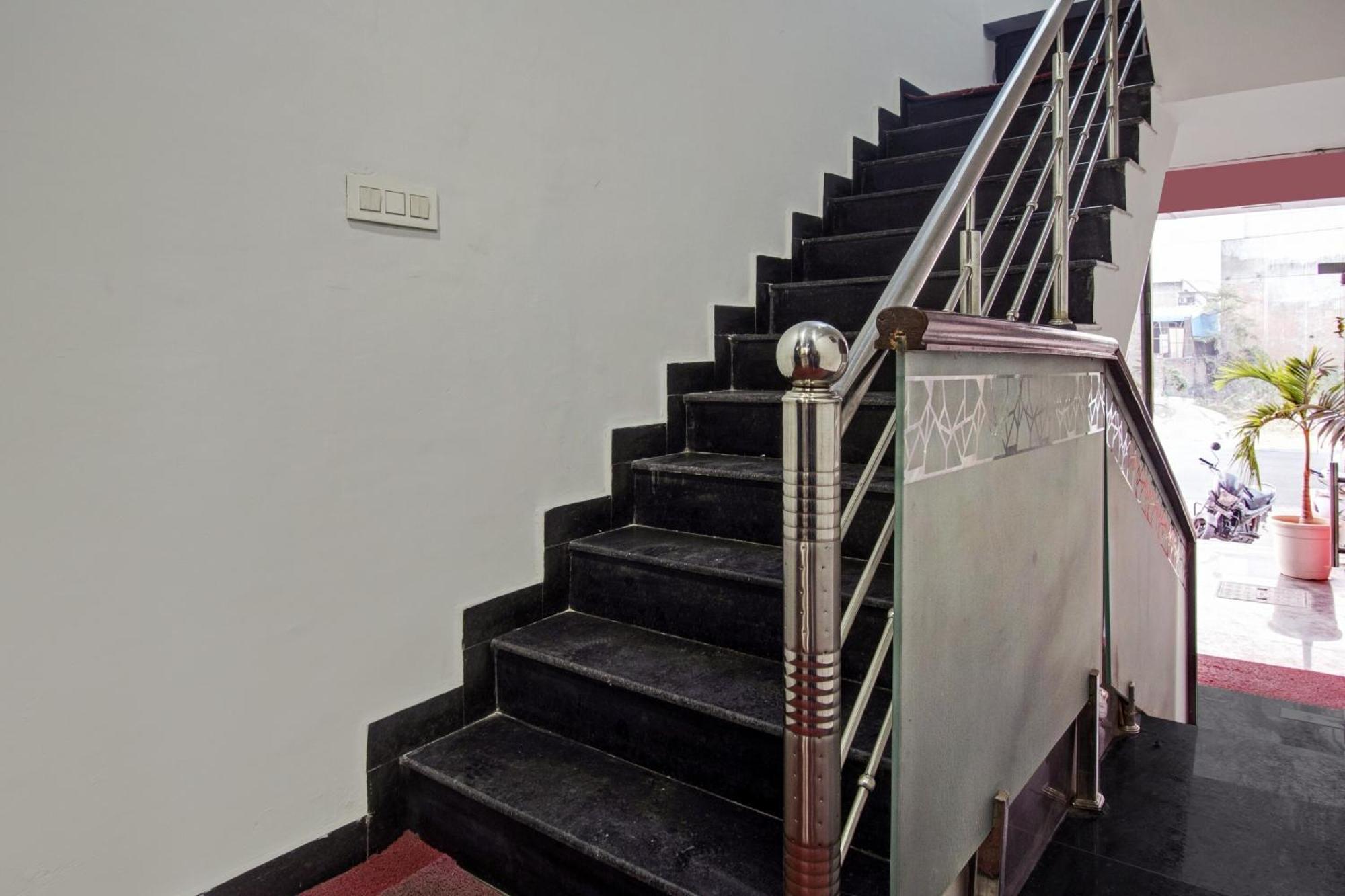 Townhouse The Lotus Hotel Jaipur Exterior foto